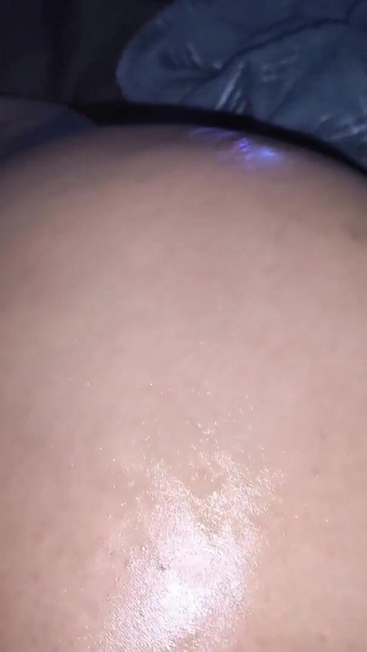 VELIKA GUZA BBW JE DO ZORE | Isječak 1