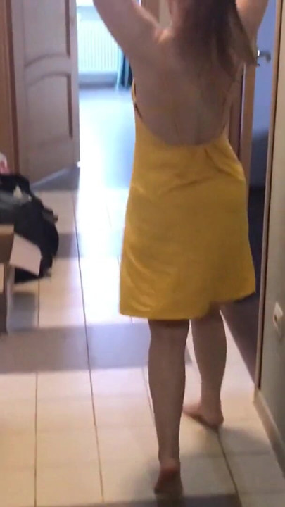 The owner of the apartment came for his money, but I paid him with my mouth and body - Lovessie | Clip 1