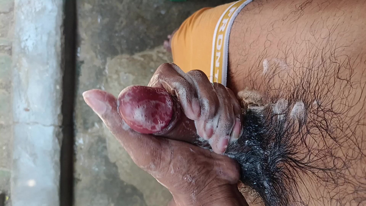 I enjoyed applying soap to my penis