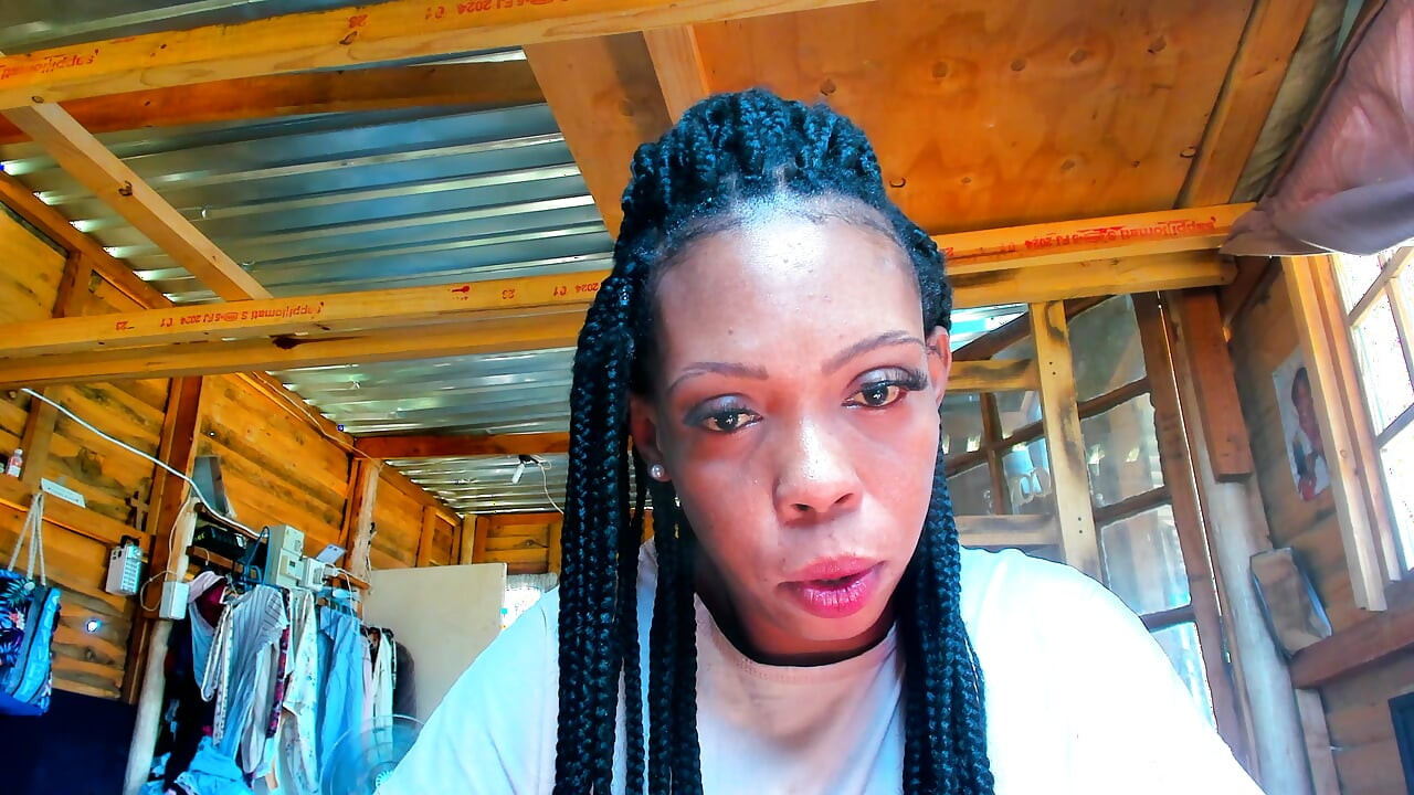 Μεγάλη μαλακή φυσική λεία σέξι θεά... Μέρος 1