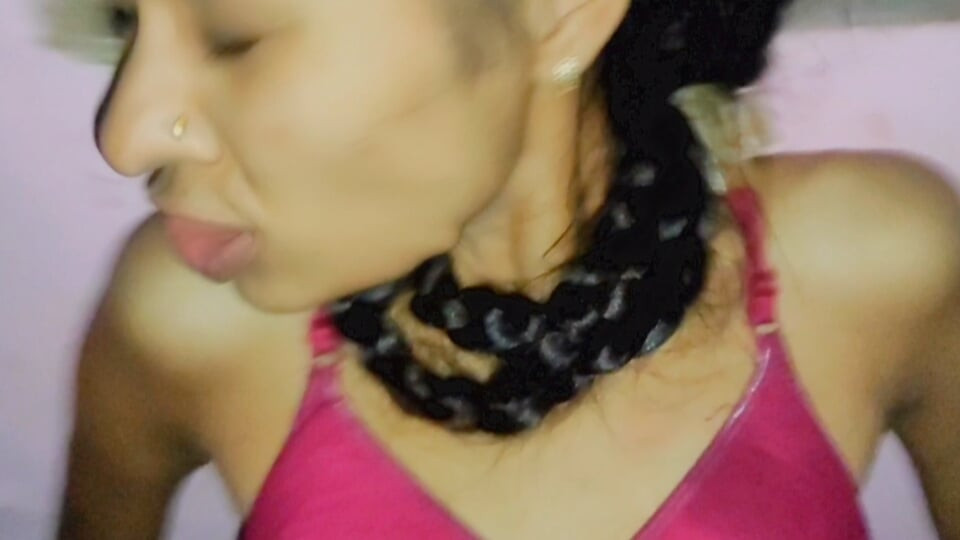 Âm hộ khít khao của đại học lần đầu tiên làm tình trong âm thanh tiếng Hin-di của đại học gril