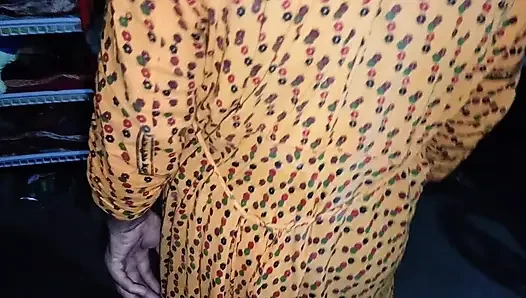 Так как моего сводного брата не было дома, я жестко трахнул мою мусульманскую невестку