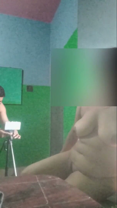 Hintli teyze büyük memeli büyük götlü büyük amcık seksi vücut | Klip 2