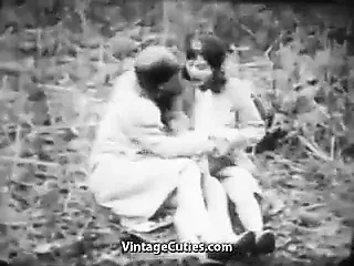 少女和她的变态保姆（1920年代复古）