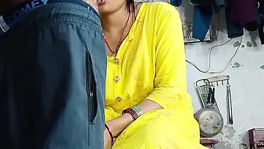 Big ass fucked, after taking the whole cock in the ass from the , started screaming in Hindi audio doggy style.