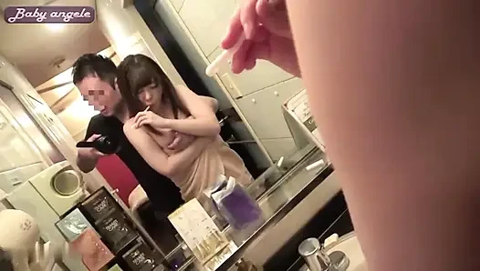 Akui saja atau aku menang ft move - gadis cantik yang dibicarakan semua orang
