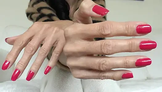 Rote fingernägel WICHsanleitung teil 1, Präsentiert von Lady victoria Valente