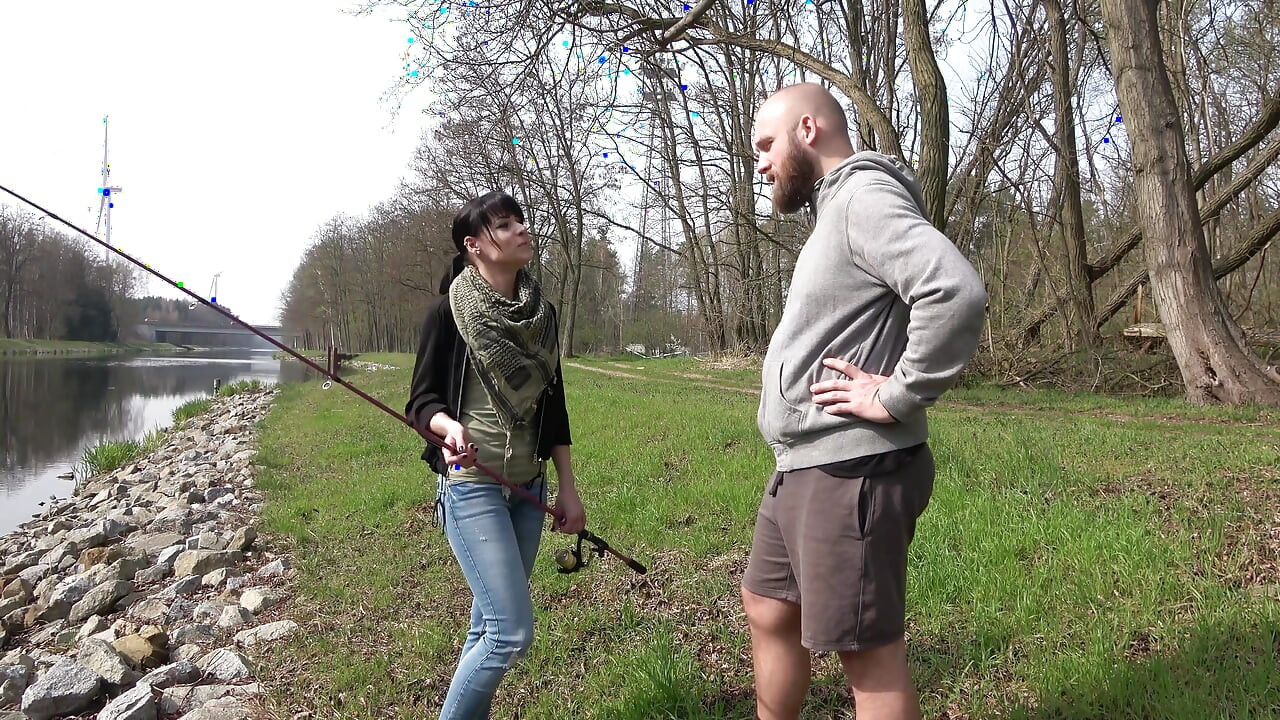 Zabava na otvorenom s napaljenom njemačkom kurvom