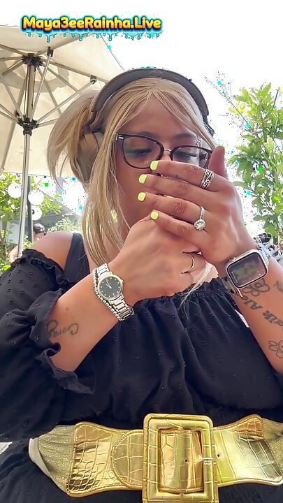 Good Morning, Goddess - Brazilian BBW MILF Outdoor Smoking Ritual