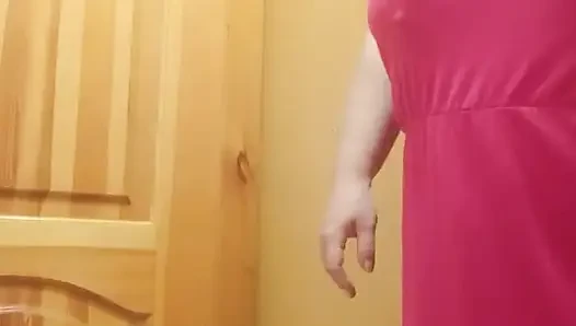 A neighbor came to visit and sucks my dick I get cum in my mouth