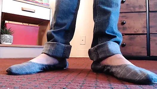 Toe Wiggles Dipping Ballet Flats Dirty