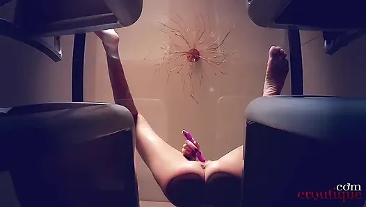 Katya Clover - Mein Squirting Tisch (pov)