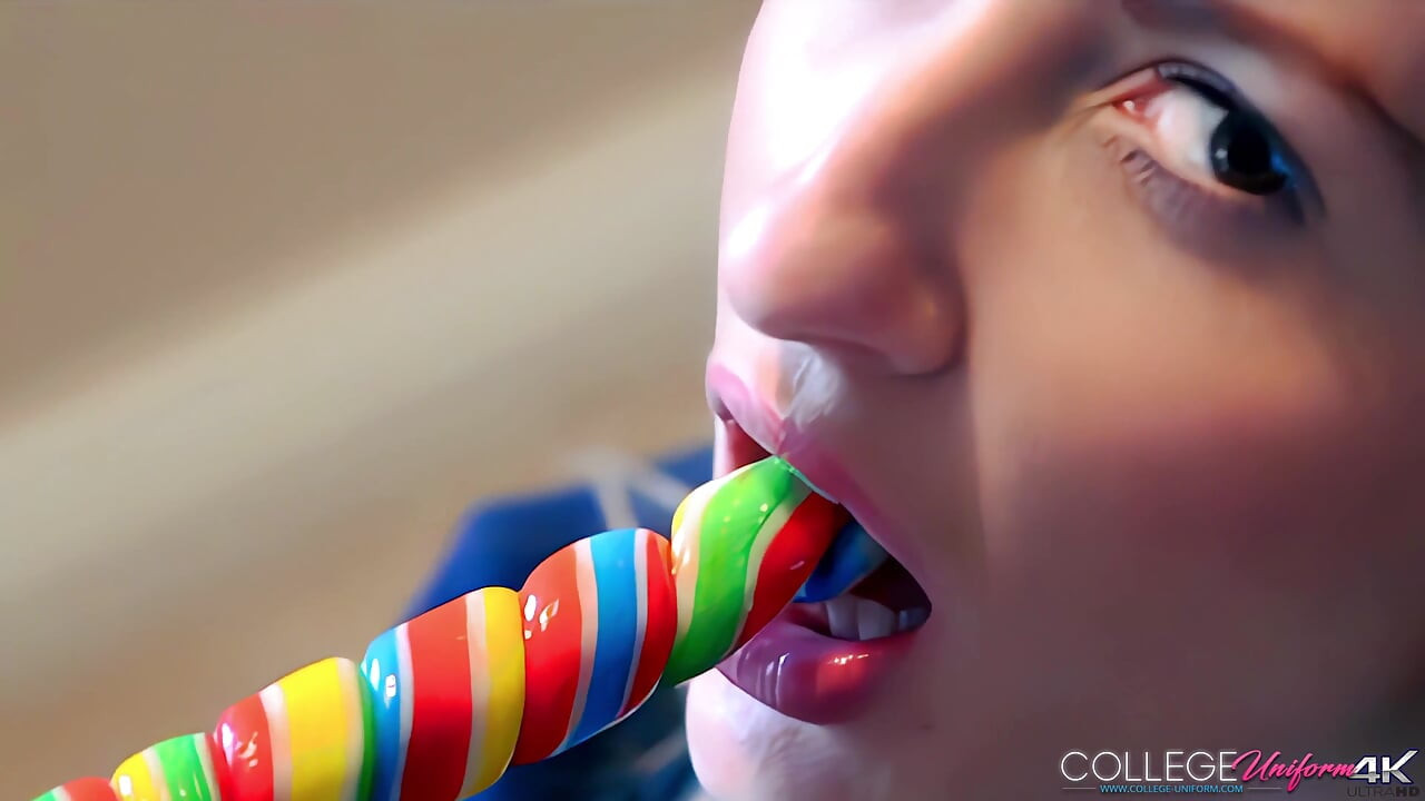 Hard Sucking Featuring Sophia Smith