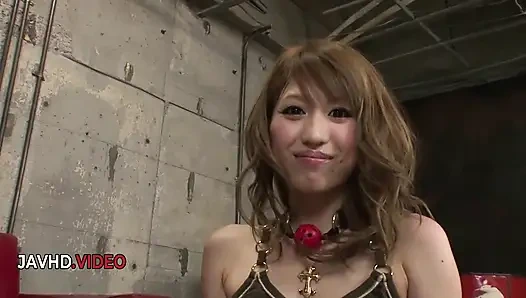Meri Kanami желает интенсивное удовольствие в японском бондаже, ищет горячий кримпай в японском японском видео