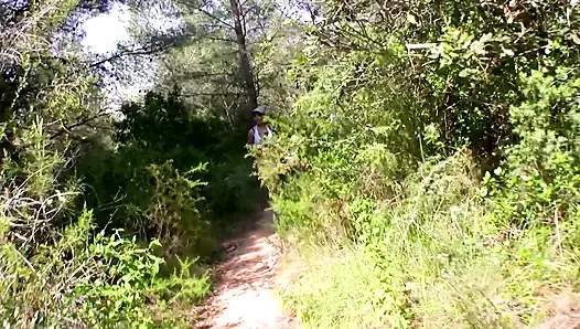 Draußen ficken großen schwanz, lutschen