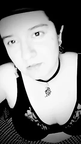 Noir boobs dance. Touching my tits very sexy.