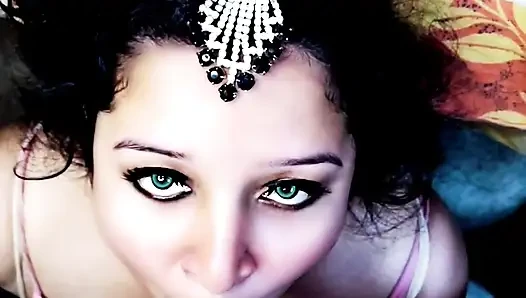 Gadis hot india lagi asik ngentot muka sama tetangganya