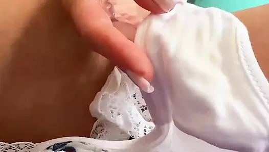 Hey Sugars! How Do You Like Such Mess?