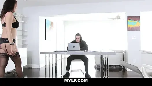 Black Lingerie MILF Reagan Foxx Cumshot