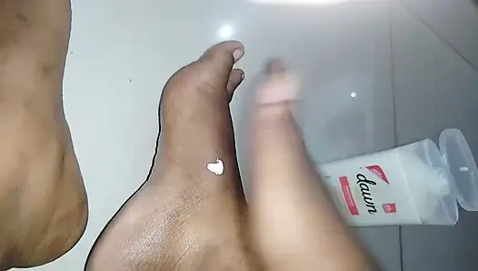 Cute hottie 18+ presents her beautiful clean feet for your enjoyment in exchange for all your financial assets.