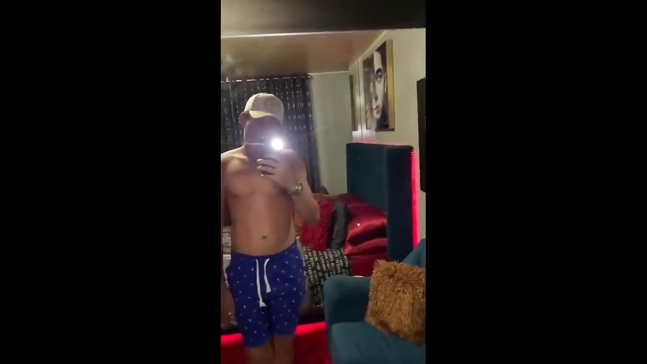 Heteroseksüel çift ilk kez seks yapıyor, ne zengin dar bir popo!