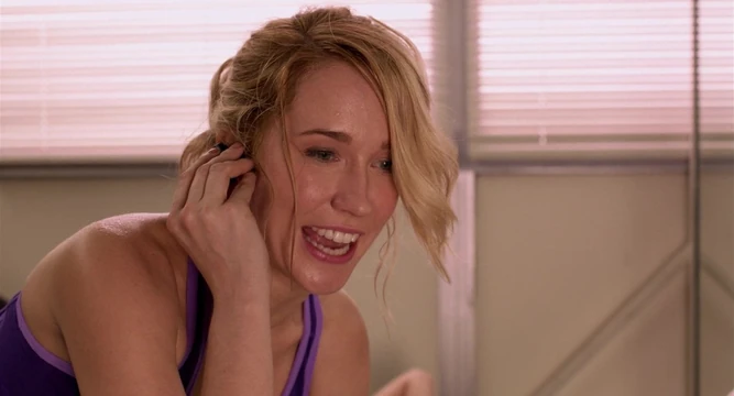 Anna Camp - &#39;&#39; Идеальное поле &#39;&#39;