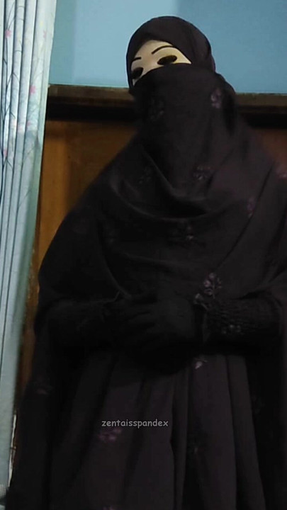 デシ・ヒジャブ、ニカービ、セクシーな女装者、バービー