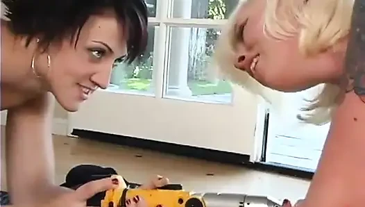 Dana dearmond, lorelei lee dan dylan ryan