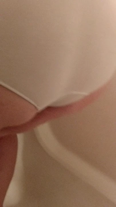 Wetting her panties