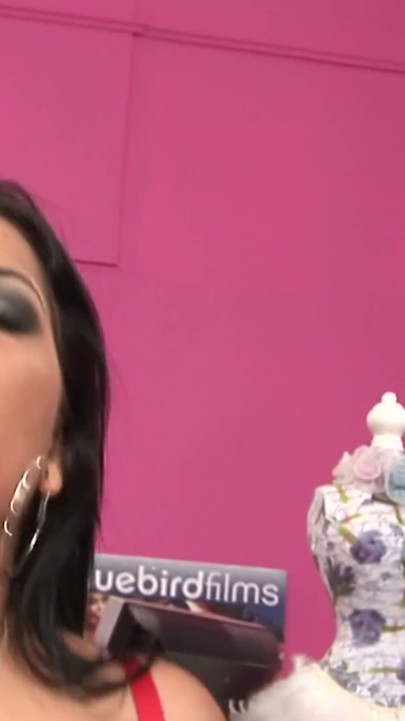 Jasmine black i tarra white pracują razem z kutasem | Klip 3