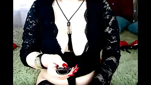 Aimee ateşli orta yaşlı seksi kadın - Moskova'dan havalı olgun bir web kamerası fahişesinin hayatında bir gün .!. ))