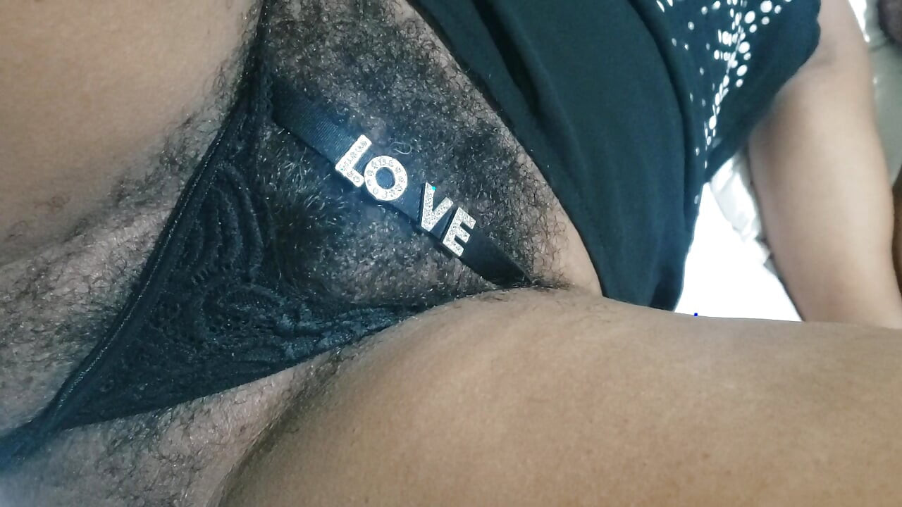 Natural Bush Lover, Hot MILF Hairy Pussy and Adult Amateur Hot Pussies