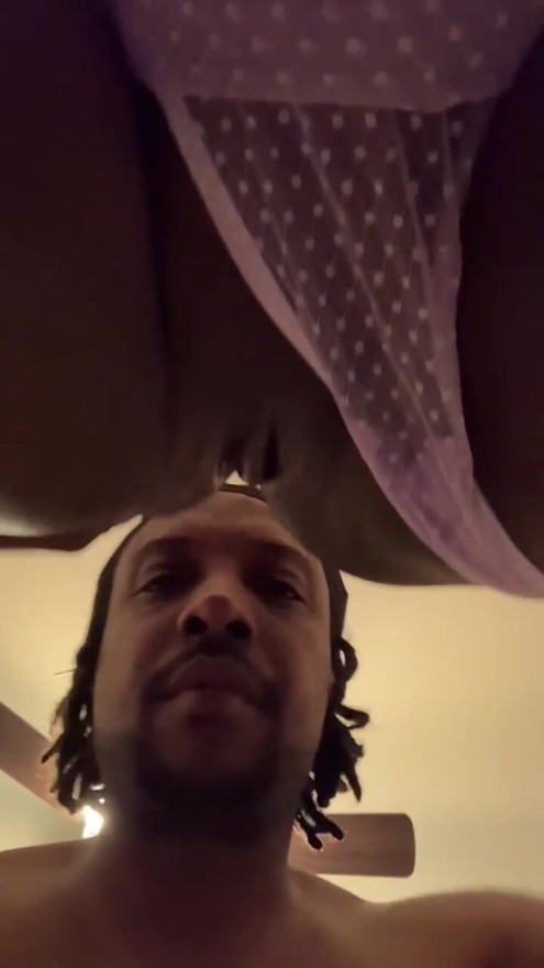 Daddy pinc eating candy Rose super wet pussy and ass