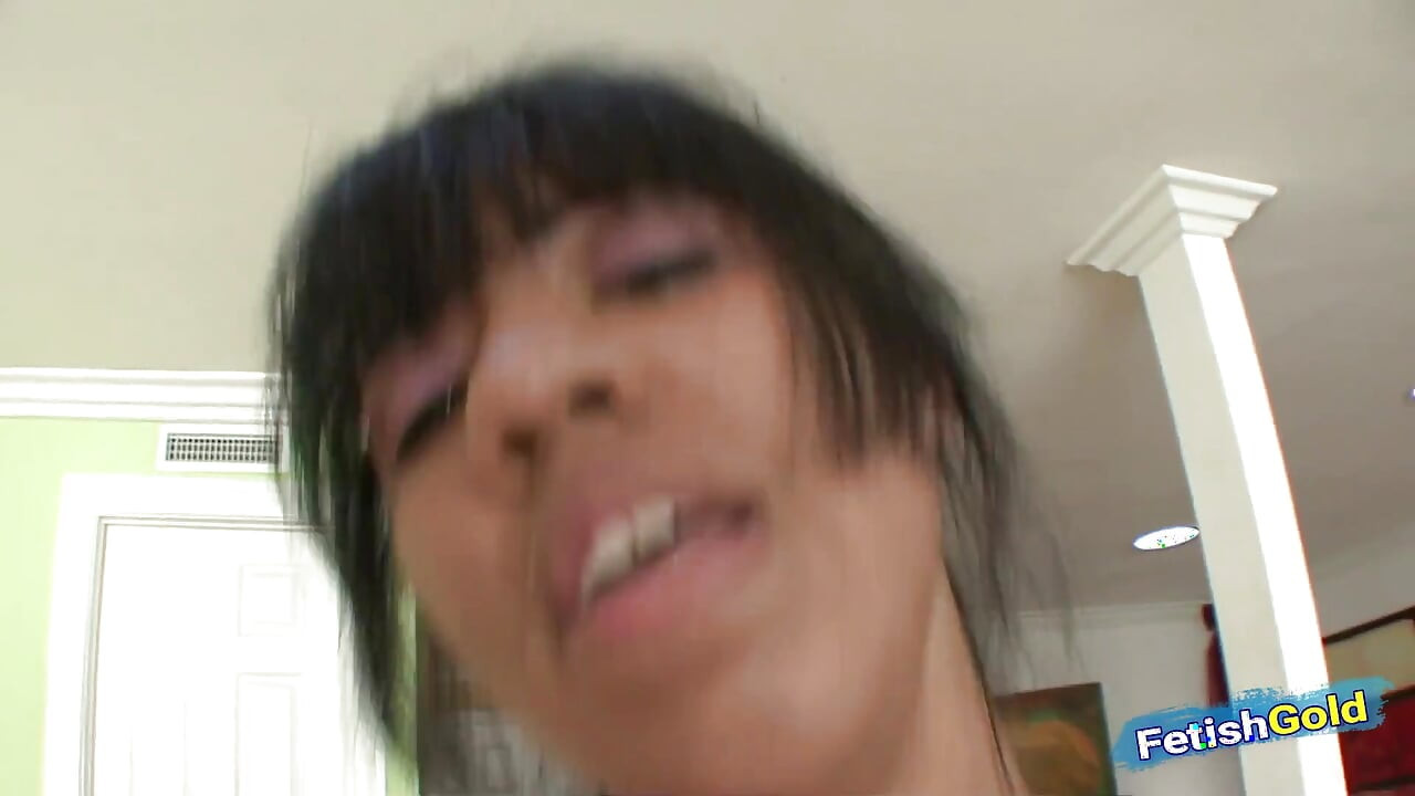 Busty brunette teen seduces her step father and gets a good fuck while stepmom is away