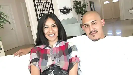 Cewek latina amatir ngentot kontol habis-habisan pacarnya