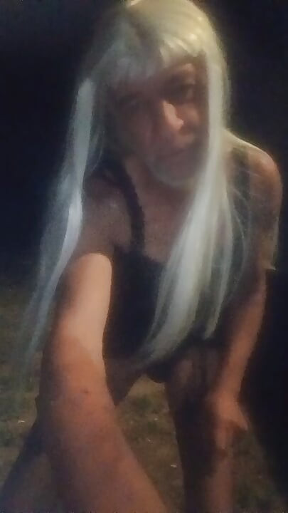 Sissy Stacy outside fun