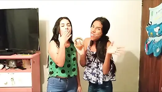 Martinez kızlarından doğum günün kutlu olsun!