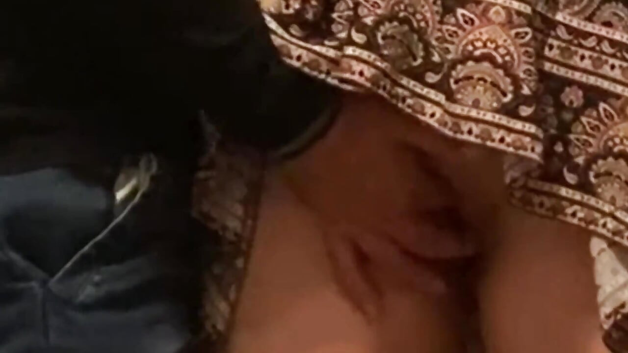 Pervers Stranger Penetreded This Slut Pussy Under Skirt