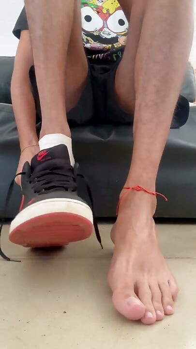 Feet, Soles, Visual Instructions