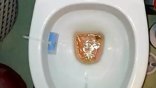 Premiere işemek matinal