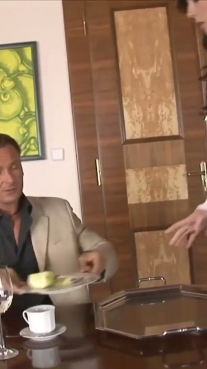 mein chef hat mich so hart gefickt das meine fotze bebte | Clip 1