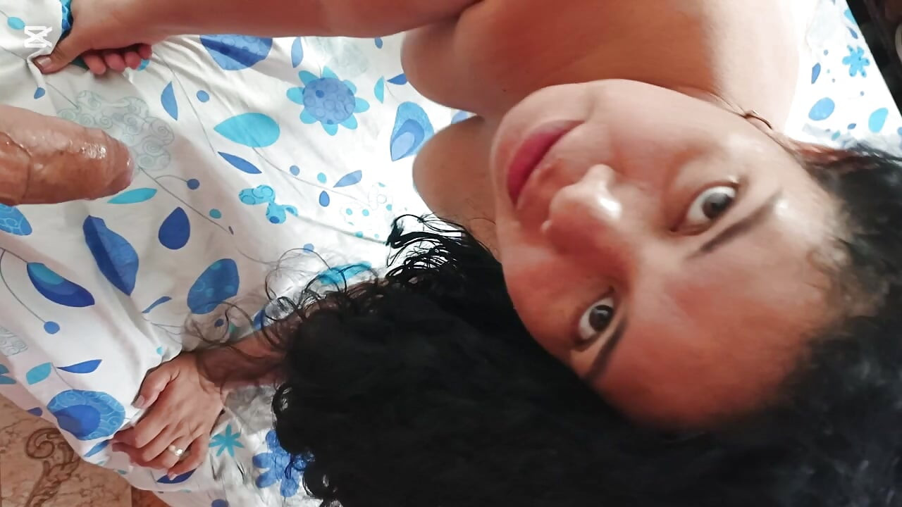 Cute girlfriend sucker excellent service
