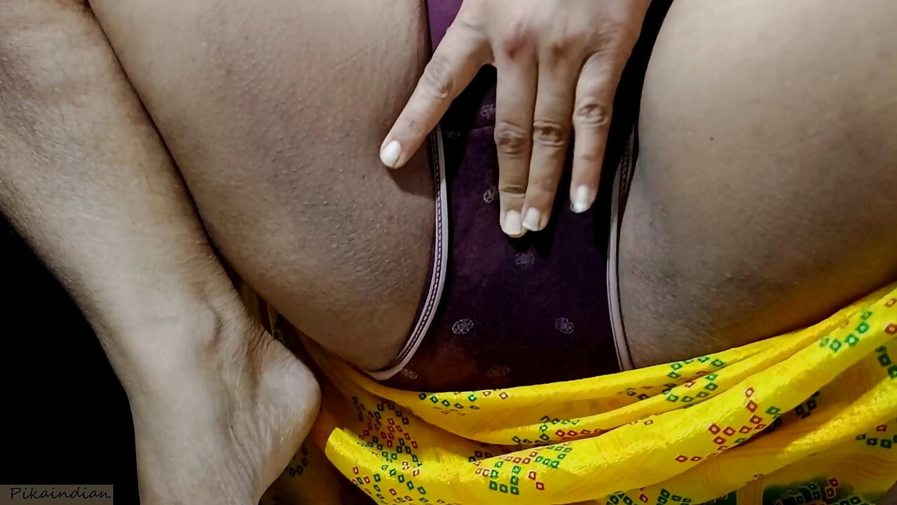 Hot desi indisk husmor saree blause sex kjærlighet romantikk jævla