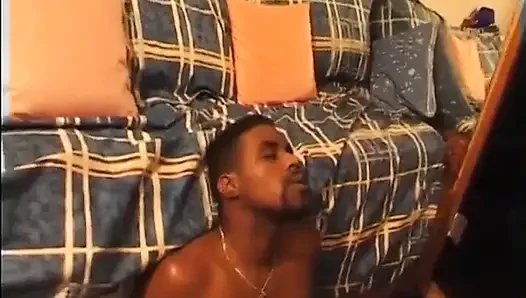 Afrodizyak güneş yağı onları tamamen çıldırtıyor!