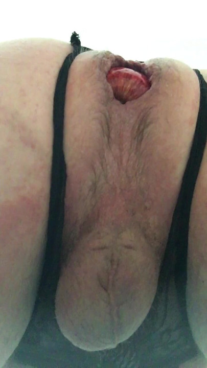 Apple in my ass cunt