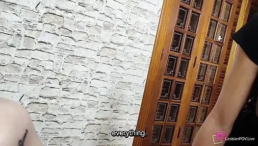 Лесбийский эпизод 40, Юлия и Наташа - Бесконечная похоть и застенчивая новенькая девушка в видео от первого лица