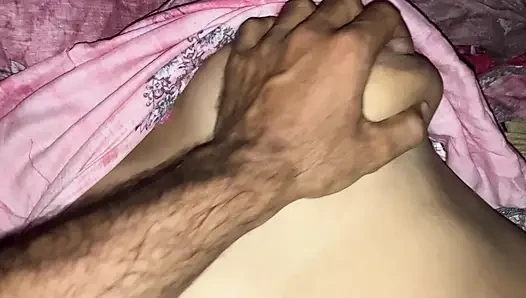 Video seks anal gadis imut india xxx gadis 18+ yang menyakitkan