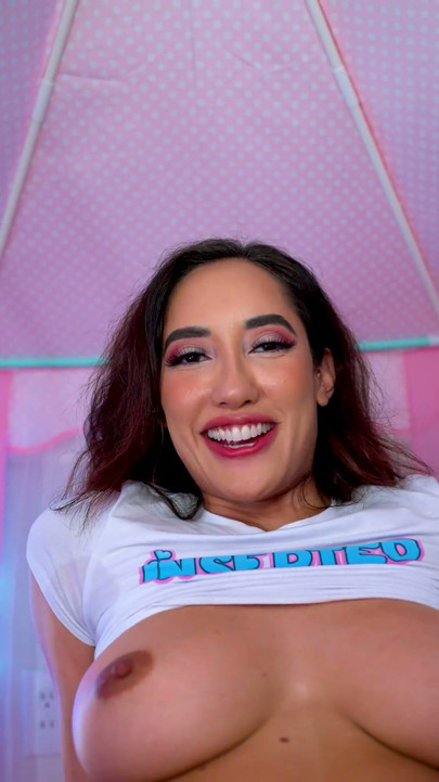 Chloe Amour varázslatos puncijába dugva