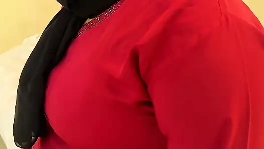 Трахаю красивую тетушку в Саудовской Аравии - Многократная сперма