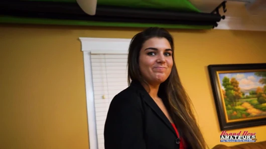 Vicky Swallows The Thick Load Of Cock In Her Audition Blowjobs!